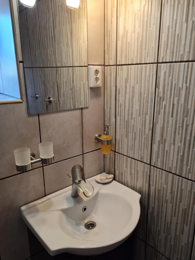 Anna Bella Apartman Gyula Exterior photo